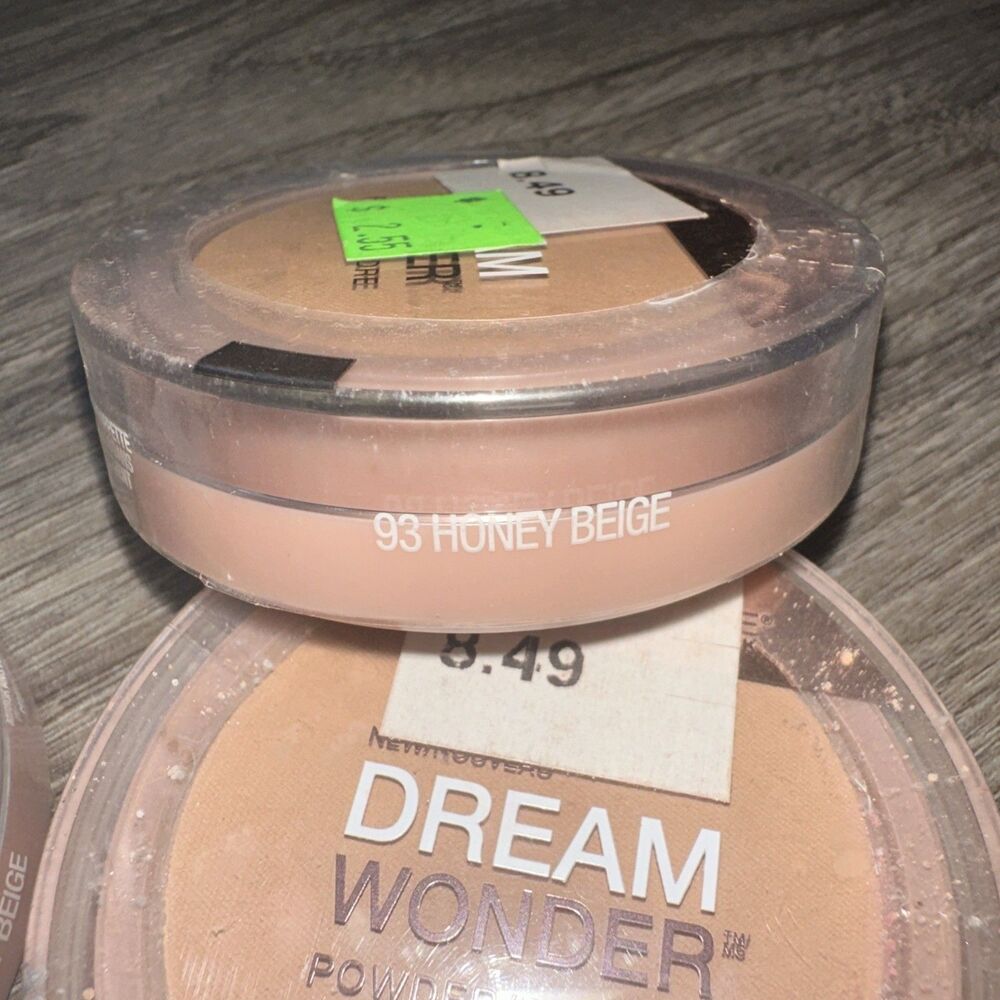 2x Maybelline Dream Wonder Powder 93 Honey Beige Face Makeup Second Skin RARE